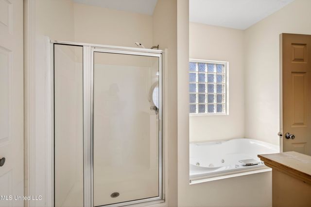 5914 Chicopee Trace, Ocean Springs, MS 39564