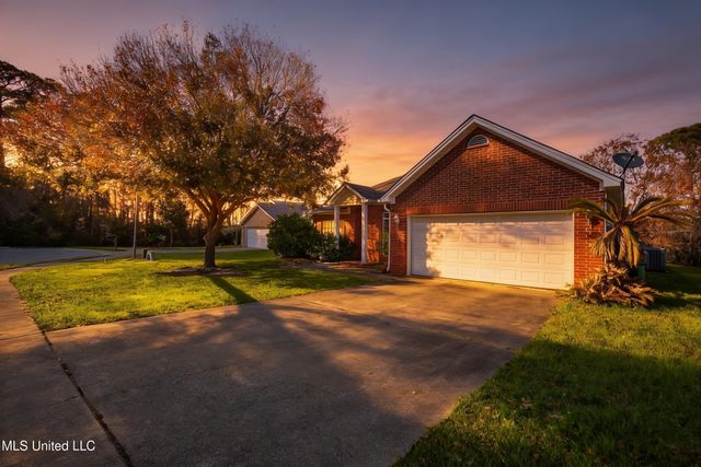 5914 Chicopee Trace, Ocean Springs, MS 39564