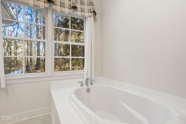 4472 Croomsbridge Road, Burgaw, NC 28425