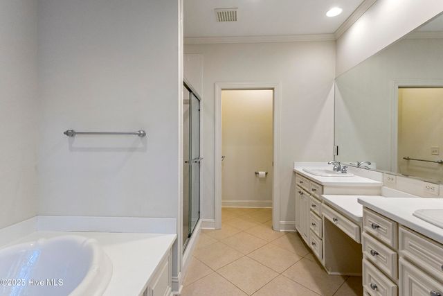 4472 Croomsbridge Road, Burgaw, NC 28425