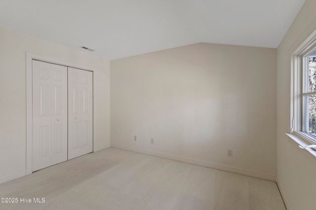 4472 Croomsbridge Road, Burgaw, NC 28425