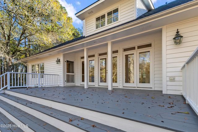 4472 Croomsbridge Road, Burgaw, NC 28425