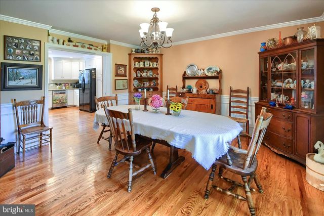 1010 SWEETBRIAR RD, Perkasie, PA 18944