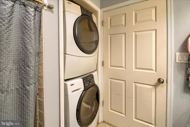 1010 SWEETBRIAR RD, Perkasie, PA 18944