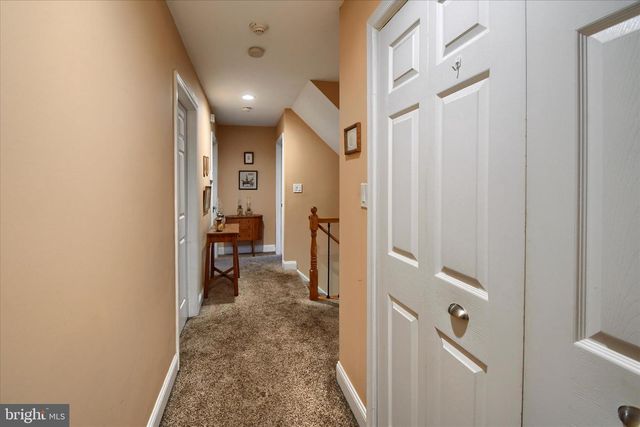 1010 SWEETBRIAR RD, Perkasie, PA 18944