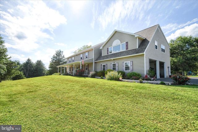 1010 SWEETBRIAR RD, Perkasie, PA 18944