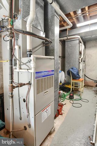 1010 SWEETBRIAR RD, Perkasie, PA 18944