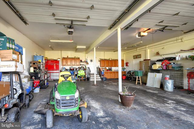 1010 SWEETBRIAR RD, Perkasie, PA 18944