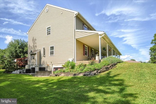 1010 SWEETBRIAR RD, Perkasie, PA 18944
