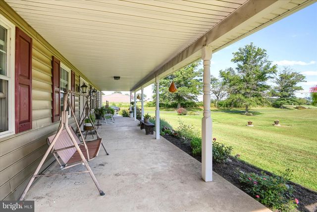 1010 SWEETBRIAR RD, Perkasie, PA 18944