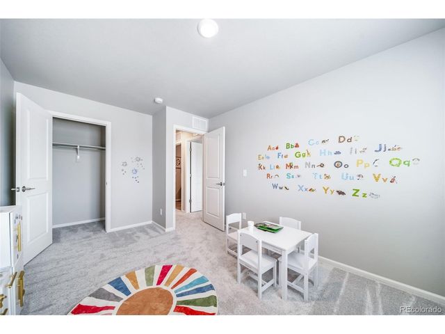 3935 Desertwood Ct, Johnstown, CO 80534