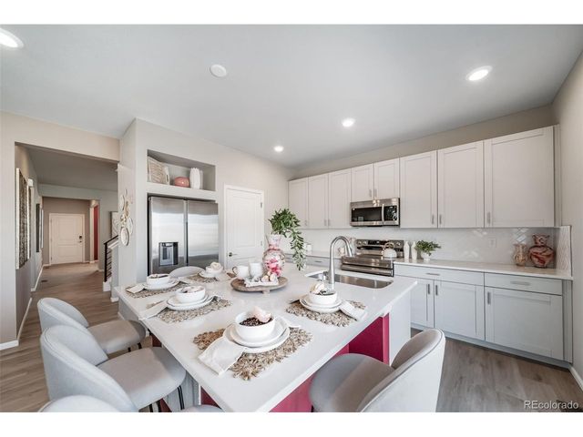 3935 Desertwood Ct, Johnstown, CO 80534