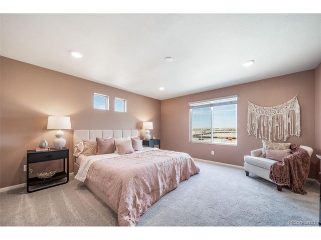 3935 Desertwood Ct, Johnstown, CO 80534