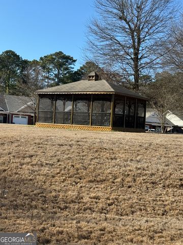 6878 Tara Oaks Drive, Riverdale, GA 30274