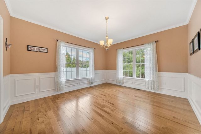 23 Tulip Way, Medway, MA 02053