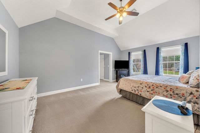 23 Tulip Way, Medway, MA 02053