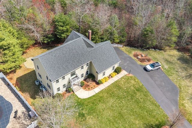 23 Tulip Way, Medway, MA 02053