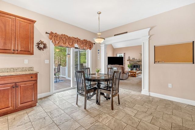 23 Tulip Way, Medway, MA 02053