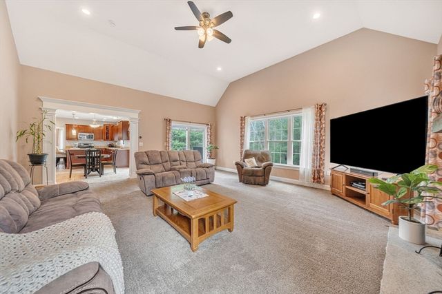 23 Tulip Way, Medway, MA 02053