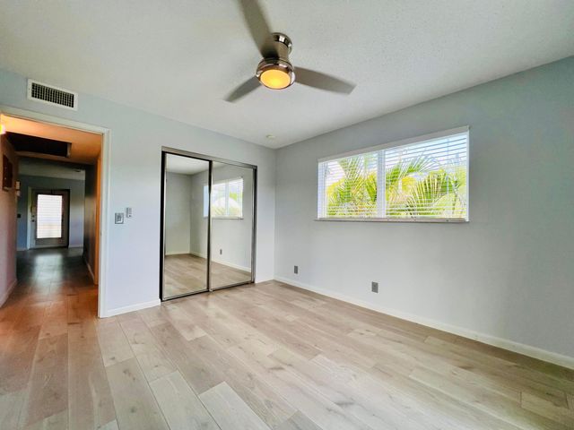 260 Dorchester K, West Palm Beach, FL 33417