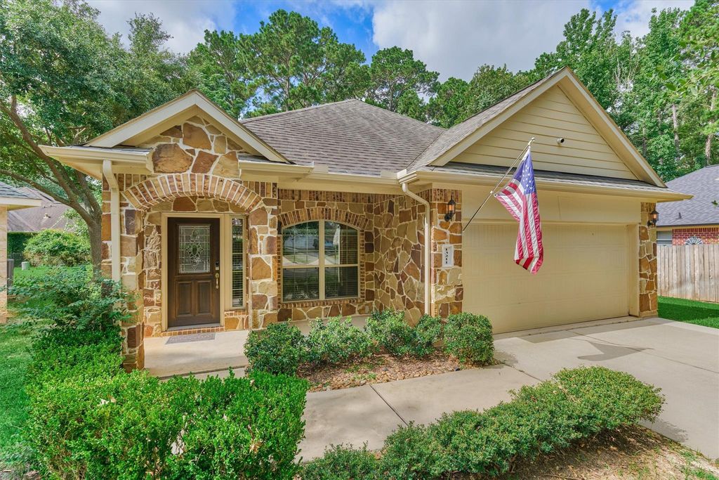 13211 Salem Circle, Montgomery, TX 77356