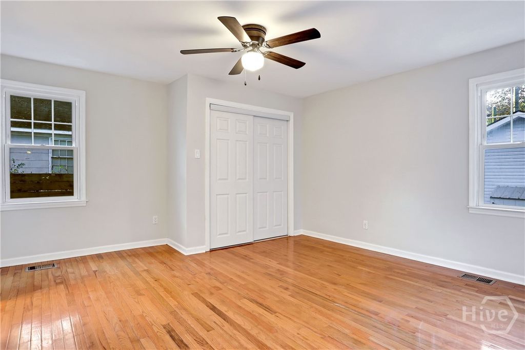 Image 24 of property listing at 121 E 65th Street, Savannah, GA 31405