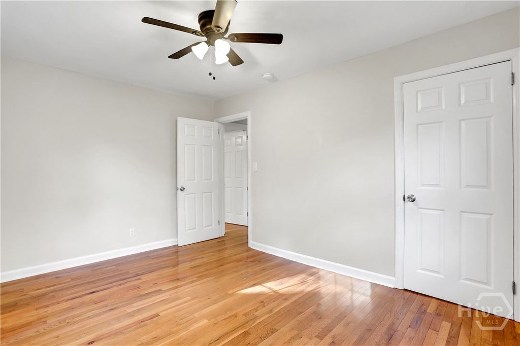 Image 31 of property listing at 121 E 65th Street, Savannah, GA 31405