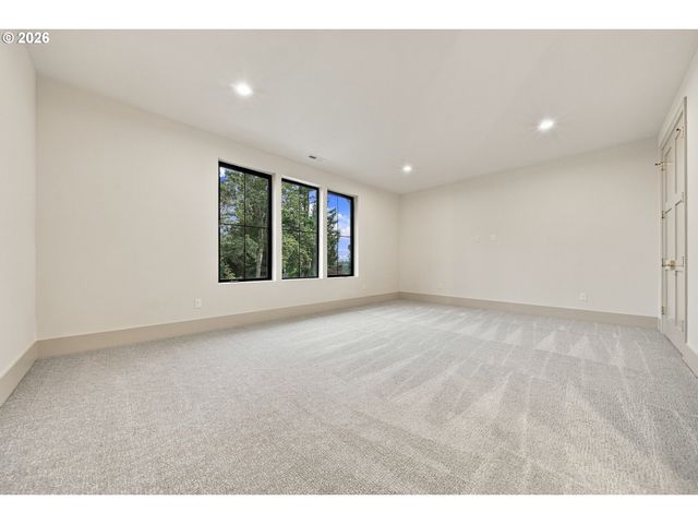 4024 Norfolk St, West Linn, OR 97068