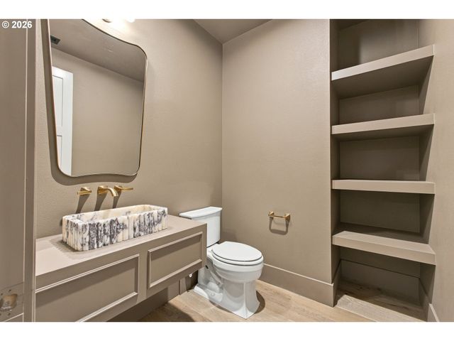 4024 Norfolk St, West Linn, OR 97068