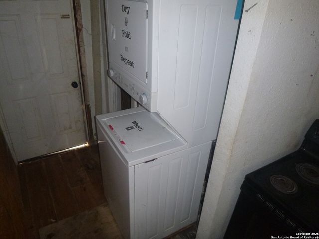 819 N Hamilton, San Antonio, TX 78207