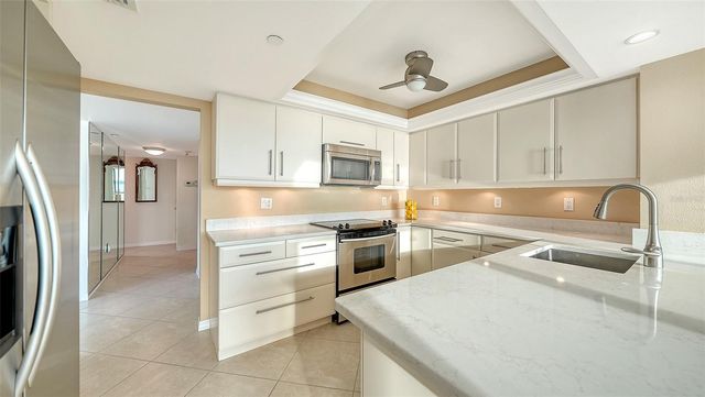 770 S PALM AVENUE 904, Sarasota, FL 34236