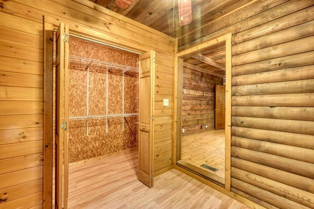 307 Mountain Creek Road, Blue Ridge, GA 30513