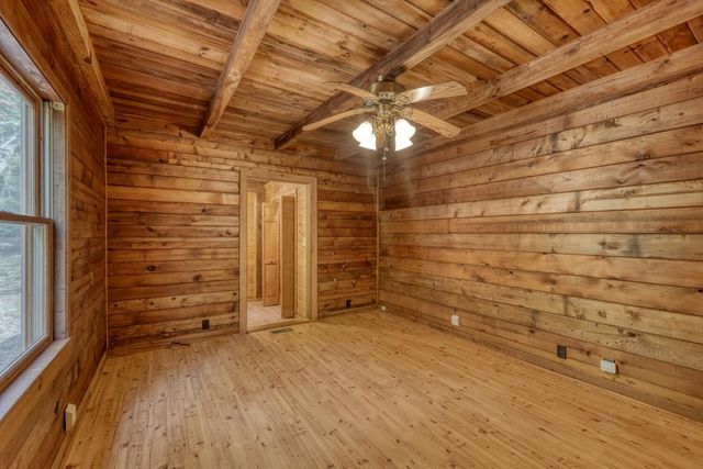 307 Mountain Creek Road, Blue Ridge, GA 30513