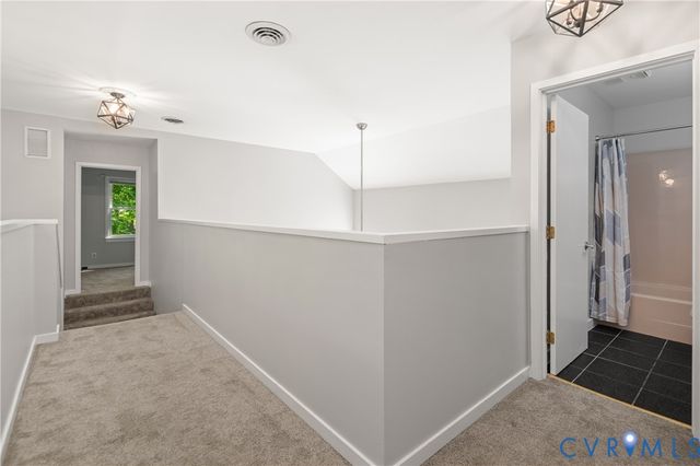 14401 Woods Walk Ln, Midlothian, VA 23112