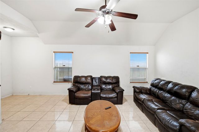 7207 Calcutta Spring Drive, Houston, TX 77083