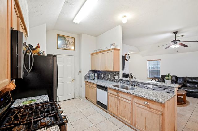 7207 Calcutta Spring Drive, Houston, TX 77083