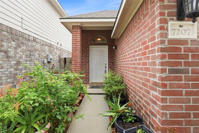 7207 Calcutta Spring Drive, Houston, TX 77083