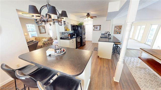 552 Vesely Court, Eastlake, OH 44095
