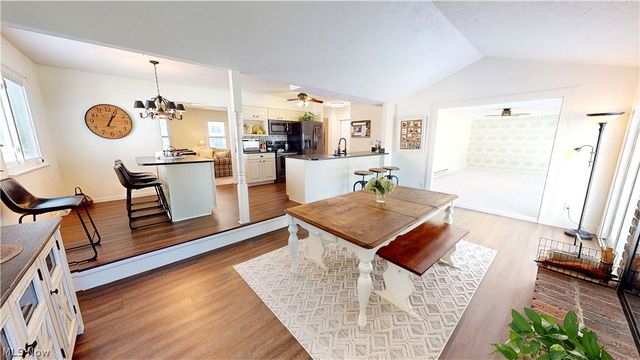 552 Vesely Court, Eastlake, OH 44095