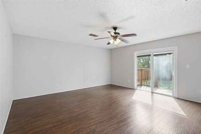7900 Rosenberry DR, Austin, TX 78747