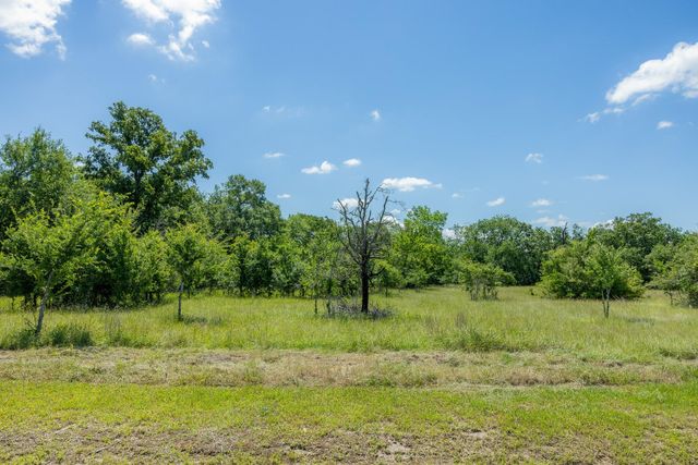 6584 Atakapan Trail, Bedias, TX 77831