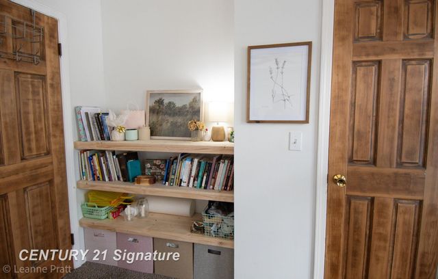 2140 Painted Post Drive, Flint Twp, MI 48433