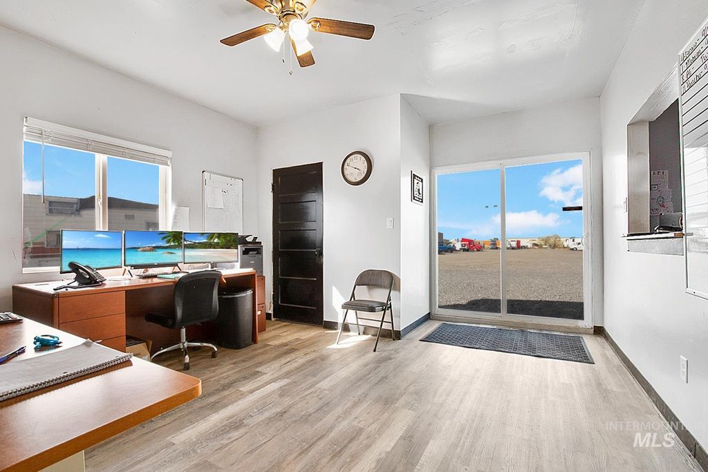 1989 Eldridge Ave, Twin Falls, ID 83301 photo 9