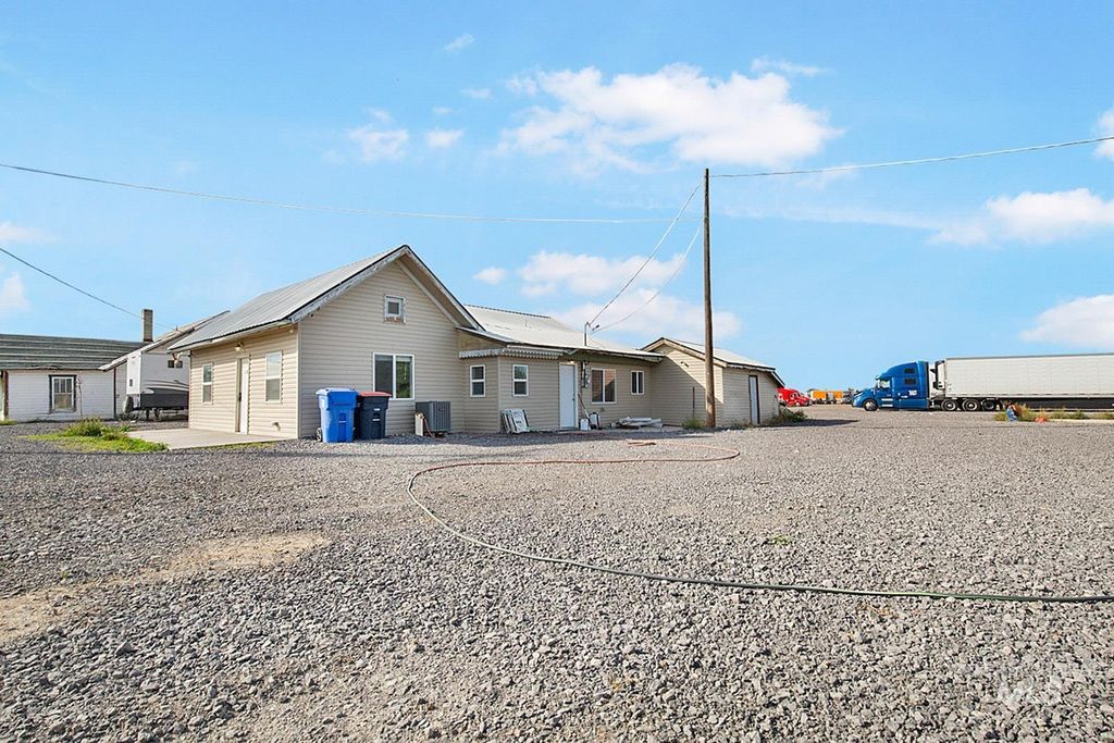 1989 Eldridge Ave, Twin Falls, ID 83301 photo 5