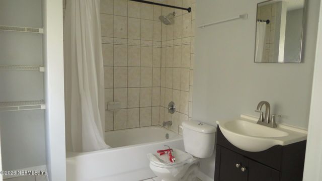 1647 DIBBLE Circle E, Jacksonville, FL 32246