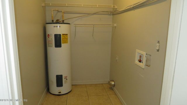 1647 DIBBLE Circle E, Jacksonville, FL 32246