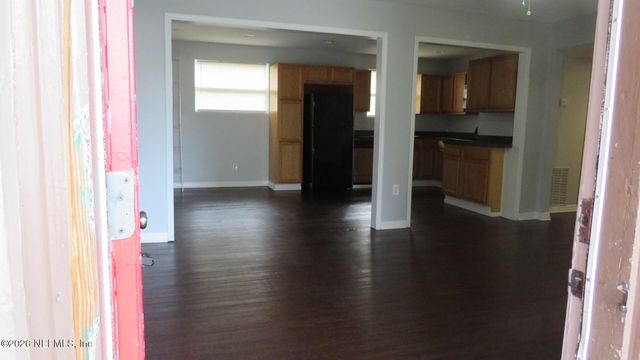 1647 DIBBLE Circle E, Jacksonville, FL 32246