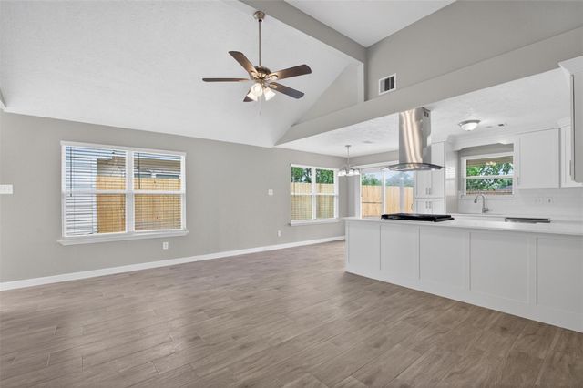 12534 Warrenwood Drive, Houston, TX 77066