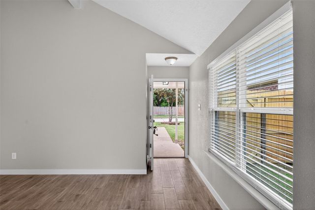 12534 Warrenwood Drive, Houston, TX 77066