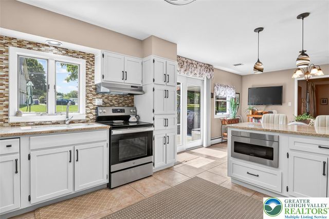 346 North 7th Street, Coopersburg Boro, PA 18036